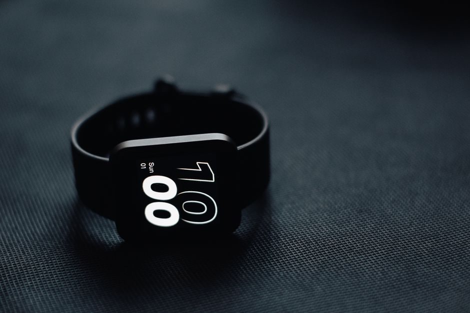 Symbolfoto: apple watch android Germany current affairs
