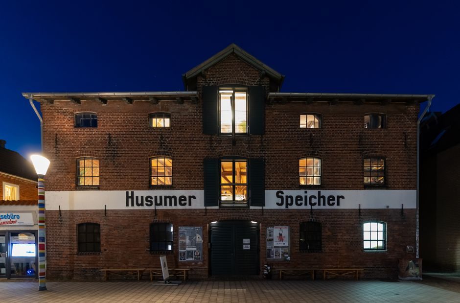 Symbolfoto: speicher balkonkraftwerk test Germany current affairs