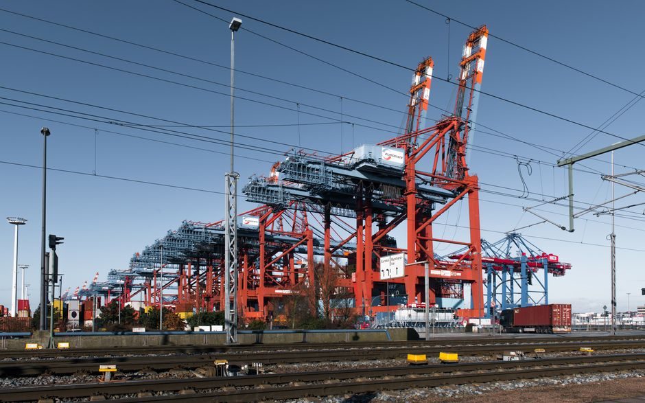 Symbolfoto: china export solartechnik Germany current affairs