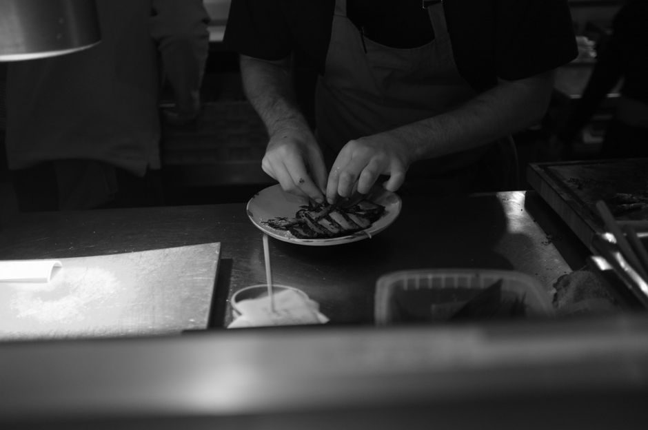 Symbolfoto: food cooking restaurant