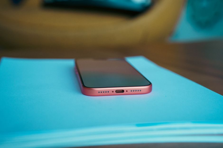 Symbolfoto: iphone vorbestellung gestartet Germany current affairs